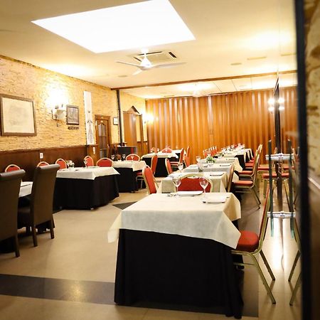 Hospedium Dlj Hostal Ben Nassar Arjona エクステリア 写真