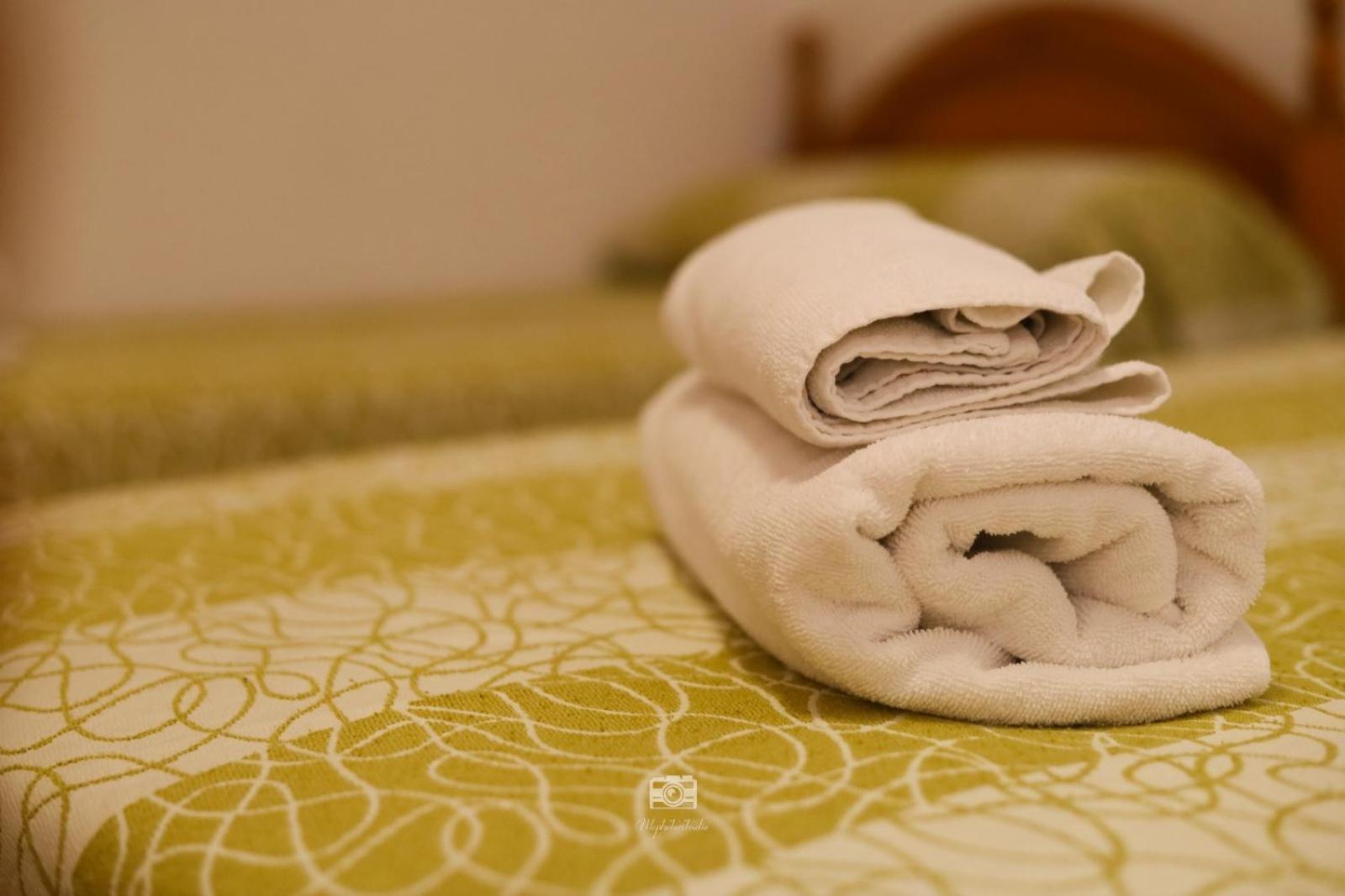 Hospedium Dlj Hostal Ben Nassar Arjona エクステリア 写真