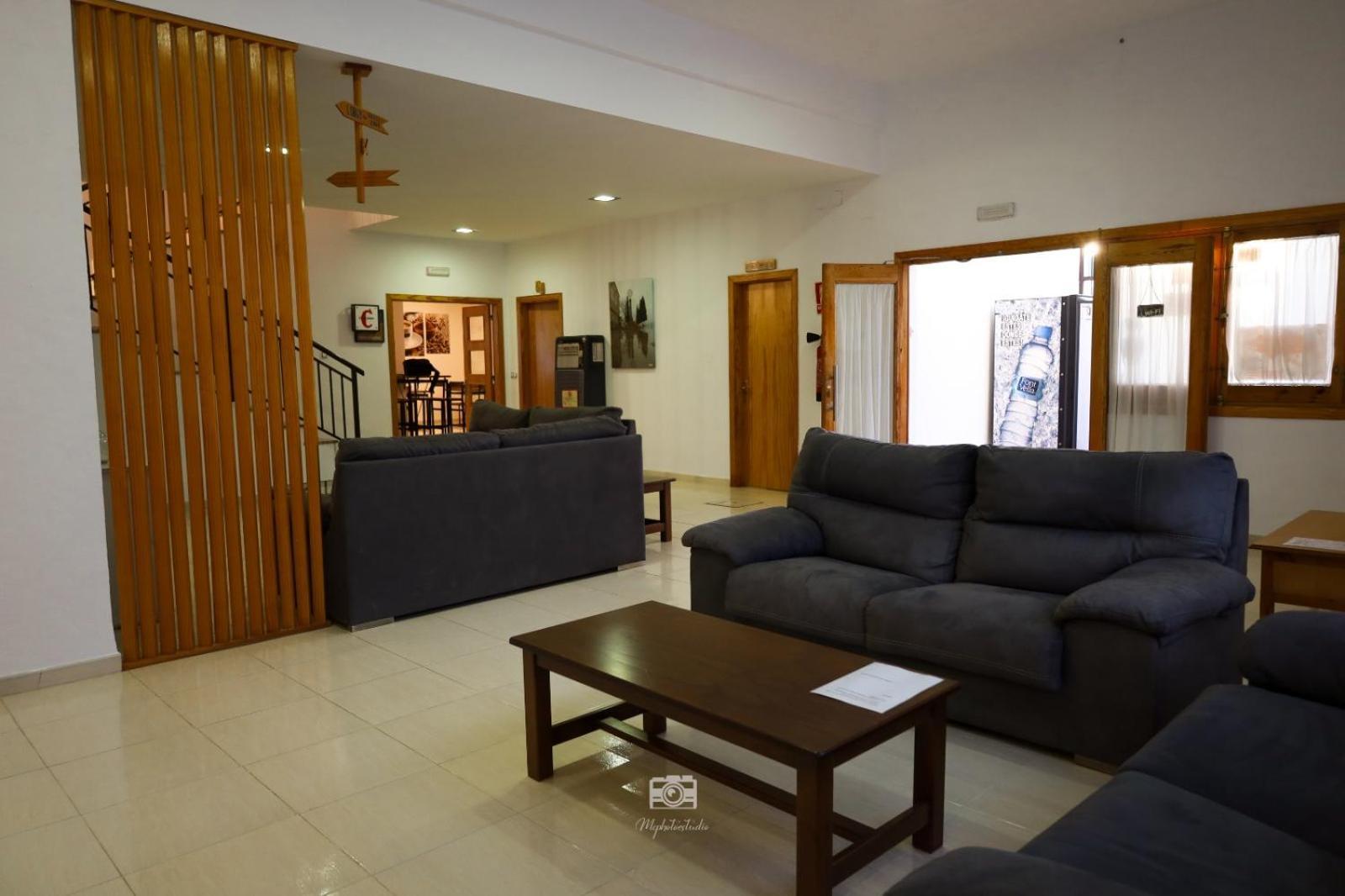 Hospedium Dlj Hostal Ben Nassar Arjona エクステリア 写真