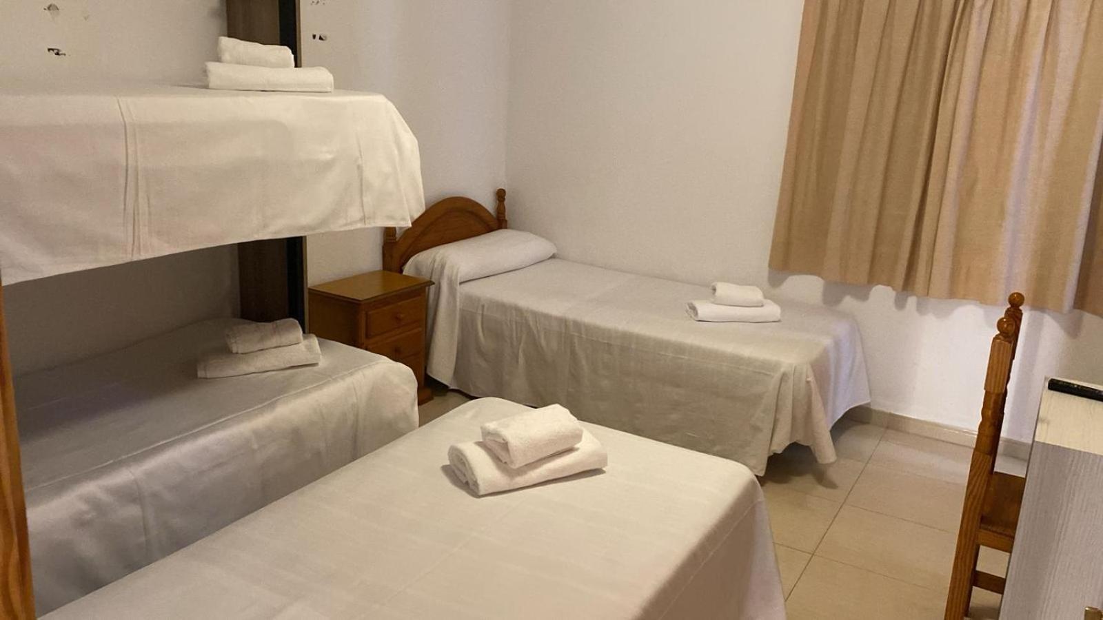Hospedium Dlj Hostal Ben Nassar Arjona エクステリア 写真