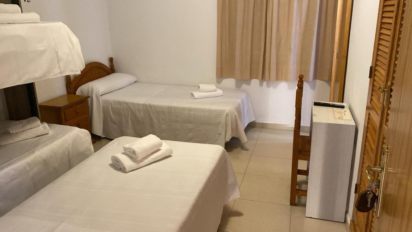 Hospedium Dlj Hostal Ben Nassar Arjona エクステリア 写真